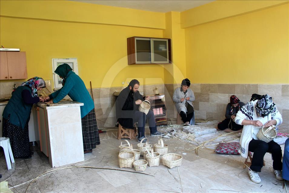 Unutulmaya yüz tutmuş sepetler yeni ustalarla yaşatılacak