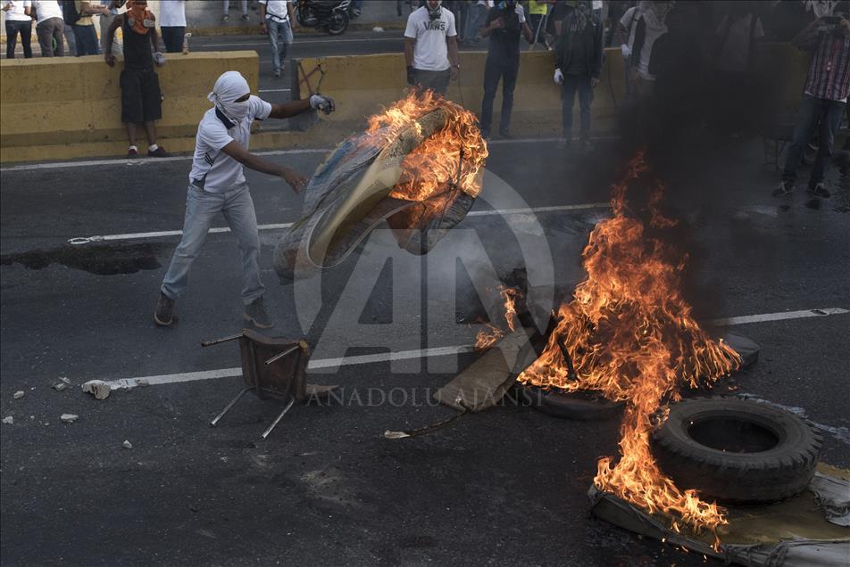 Число погибших в ходе протестов в Венесуэле достигло 23