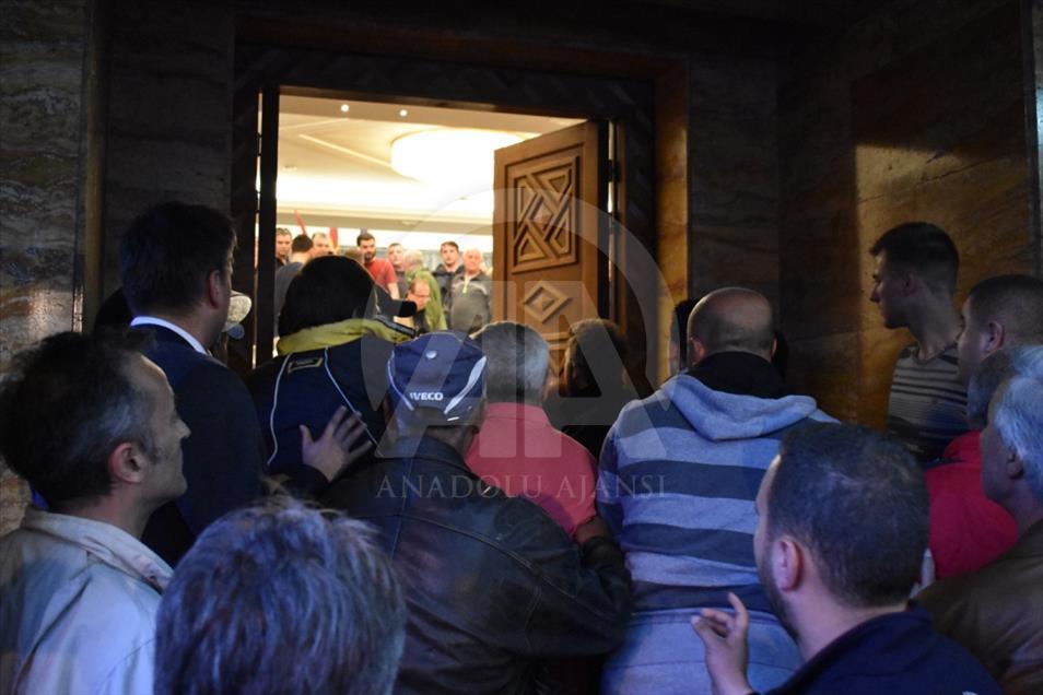 Skoplje: Demonstranti upali u zgradu parlamenta