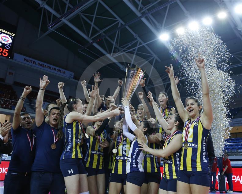 Fenerbahce Grundig won the 2016-2017 Turkish Women’s Volleyball League