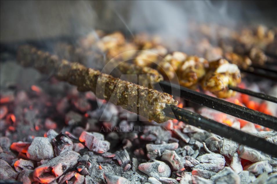 Etle sebzenin buluşmasından çıkan lezzet: "Haşhaş kebabı"