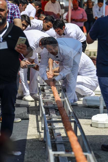 Yöresel lezzet fuarı açılışı 30 metrelik kebapla yapıldı