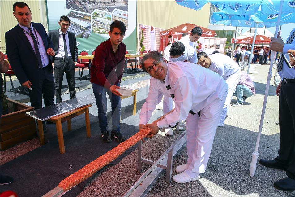 Yöresel lezzet fuarı açılışı 30 metrelik kebapla yapıldı