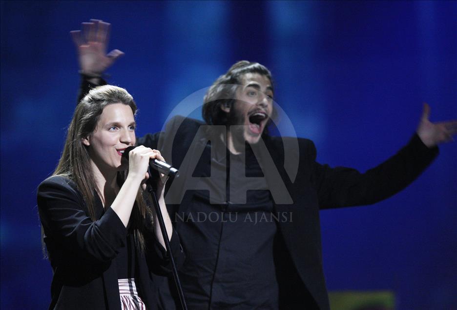 2017 Eurovision Şarkı Yarışması'nı Portekiz kazandı
