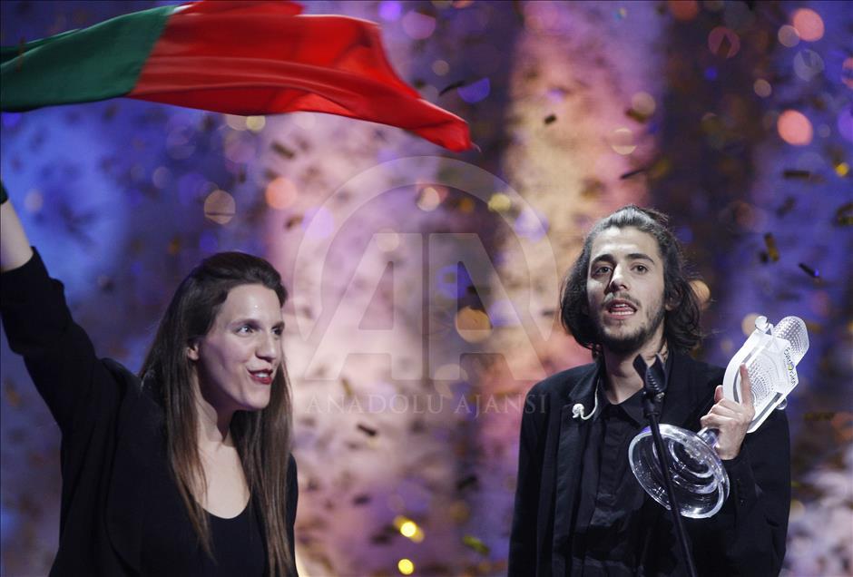 2017 Eurovision Şarkı Yarışması'nı Portekiz kazandı