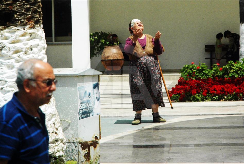 Bodrum'da yaşlı kadının Atatürk sevgisi 