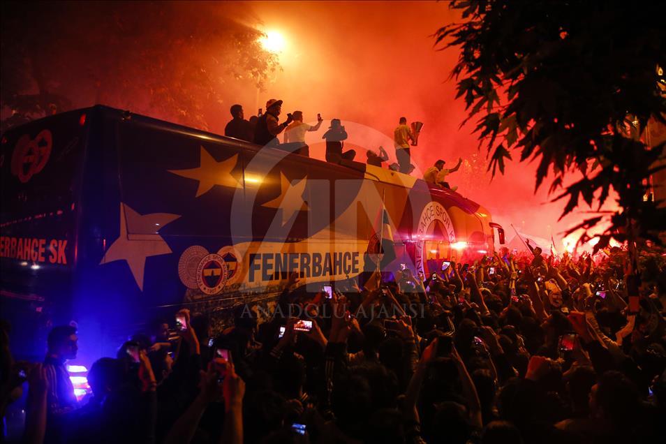 Fenerbahçe, THY Avrupa Ligi Şampiyonluğunu kutladı