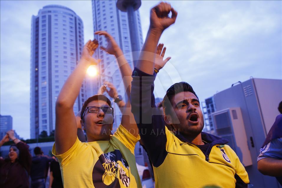 Fenerbahçe'nin kutlaması, gecikmeli başladı