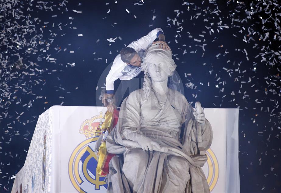 Real Madrid fans celebrate league win