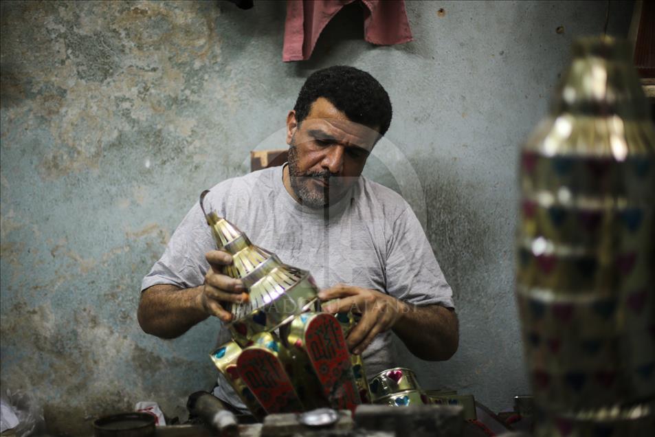 Egypt's Ramadan symbol -- ‘Fanous’ lamps