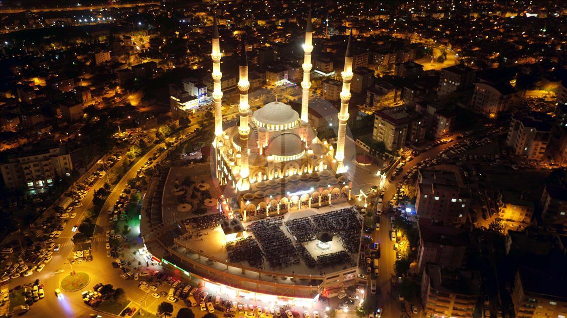 Kahramanmaraş'ta ramazan ayının ilk teravih namazı