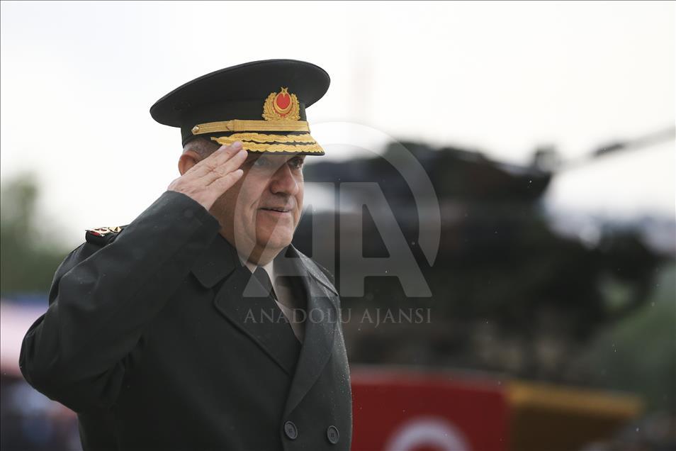 Zırhlı Birlikler okulu ve Eğitim Tümen Komutanlığında yemin töreni