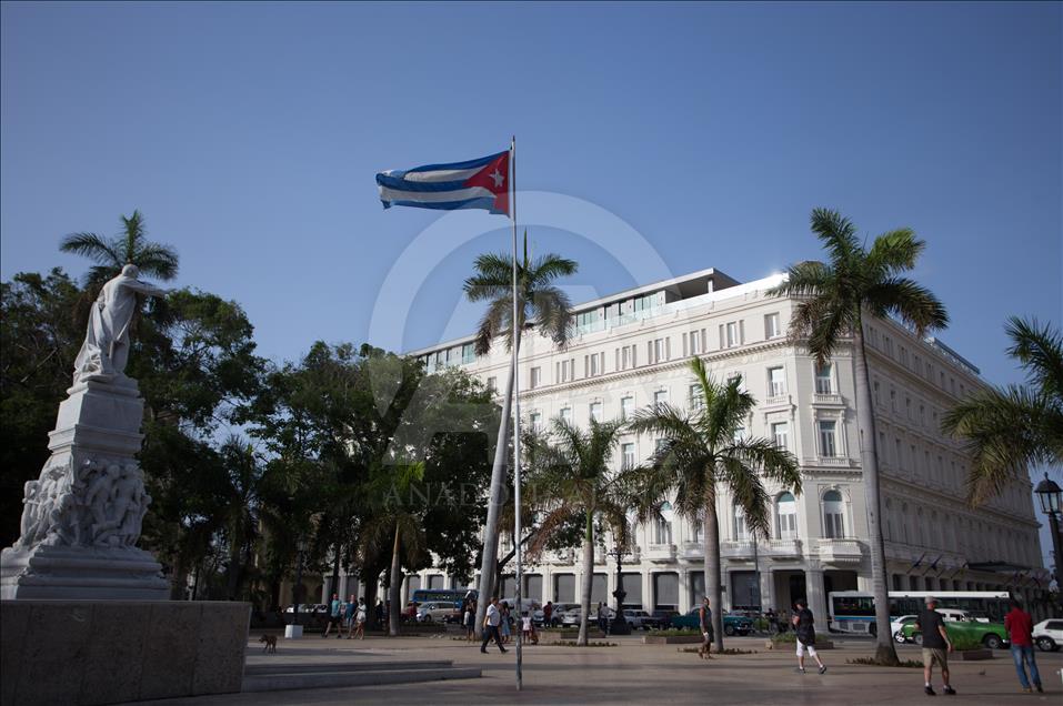 Küba'nın ilk beş yıldızlı oteli "Manzana Kempinski"