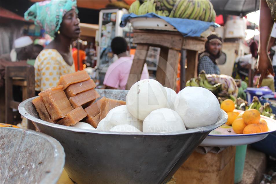 Yükselen Afrika - Fakir ve zengin "çelişkiler ülkesi" Gine
