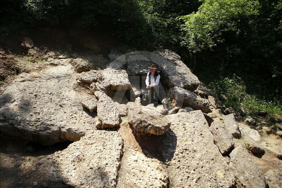 "Gizemli" Bosna Piramitleri'ne turist akını
