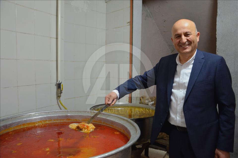 Vasiyeti üzerine 27 yıldır iftar dağıtılıyor