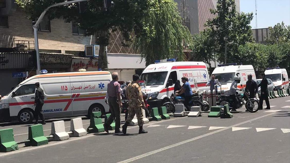 Attacks at Iranian parliament, Khomeini shrine