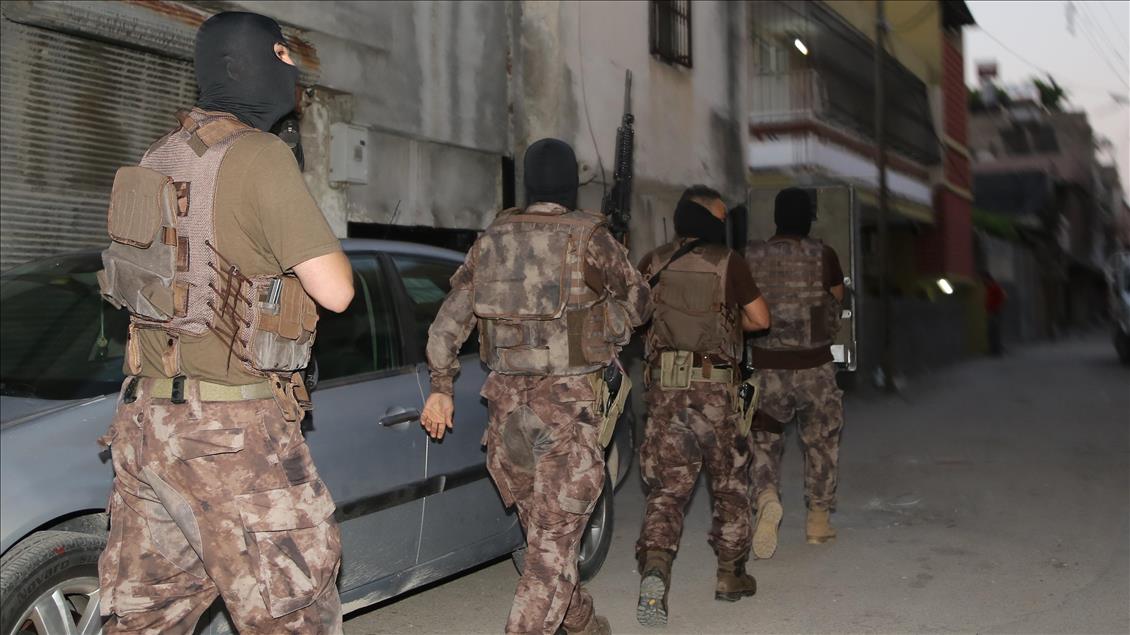 Adana'da hapis cezası kesinleşen kişilere yönelik operasyon