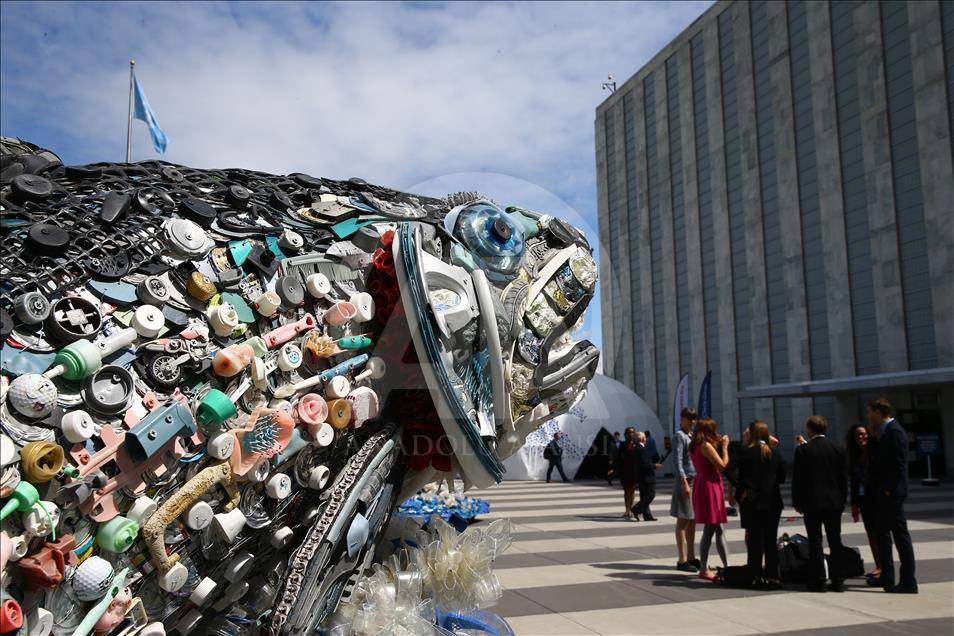 Sculptures made of marine debris at UN headquarters - Anadolu Ajansı