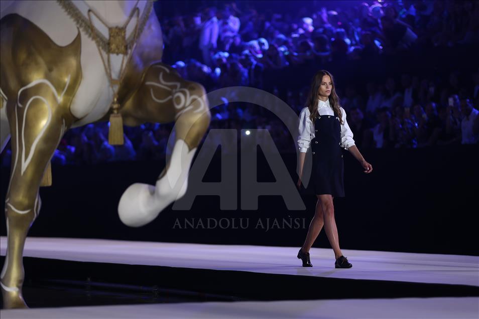 Dosso Dossi Fashion Show