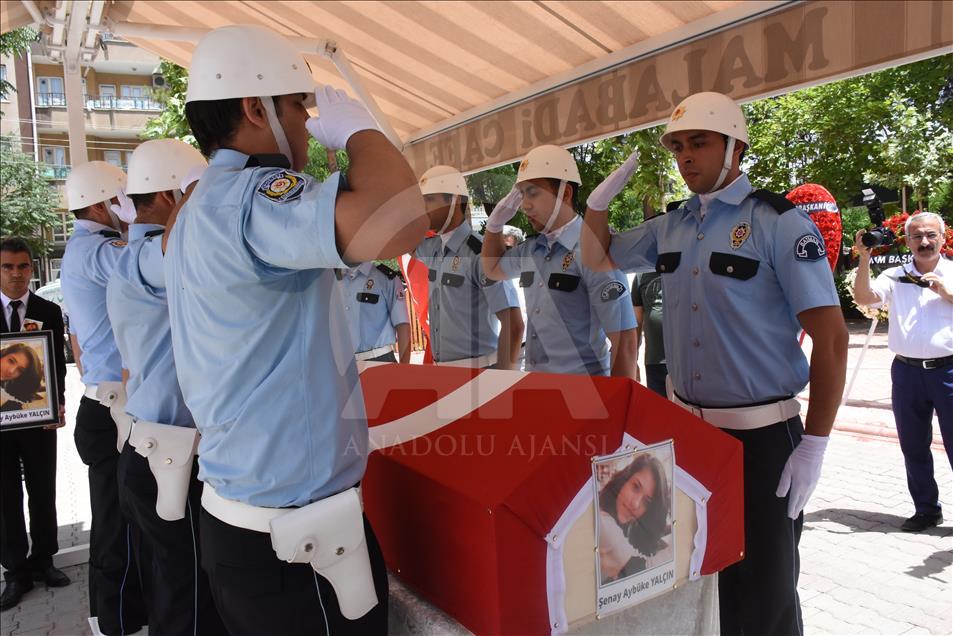 PKK'lı teröristlerce katledilen Şenay öğretmen için tören