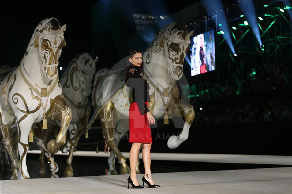 Dosso Dossi Fashion Show