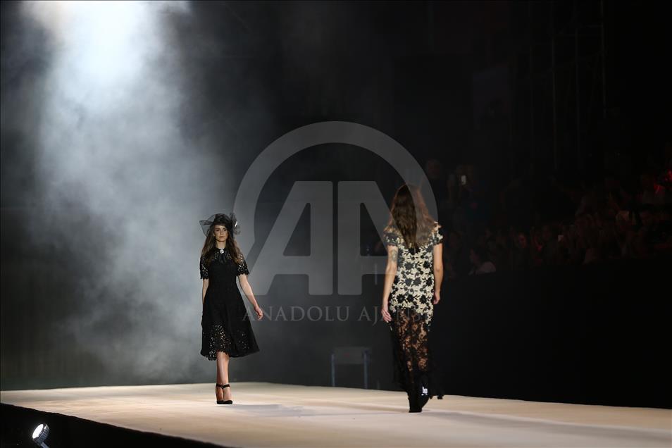 Dosso Dossi Fashion Show