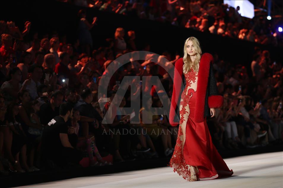 Dosso Dossi Fashion Show