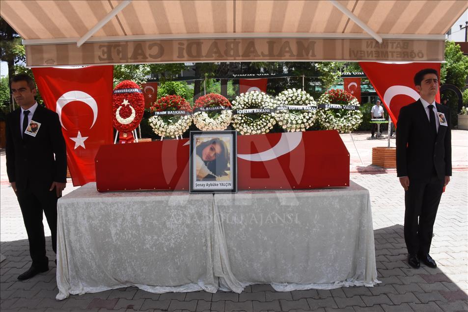 PKK'lı teröristlerce katledilen Şenay öğretmen için tören