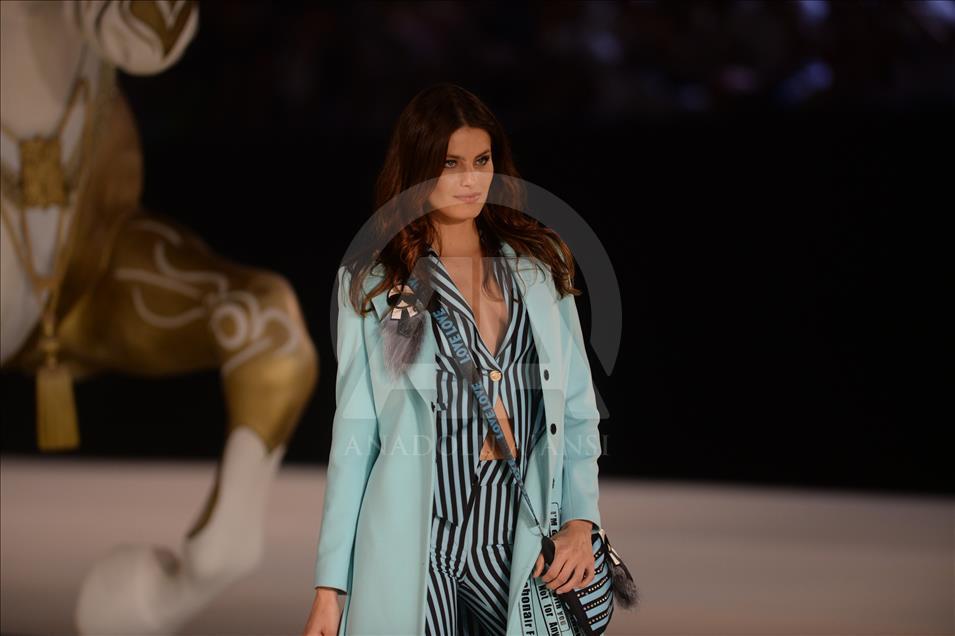 Dosso Dossi Fashion Show