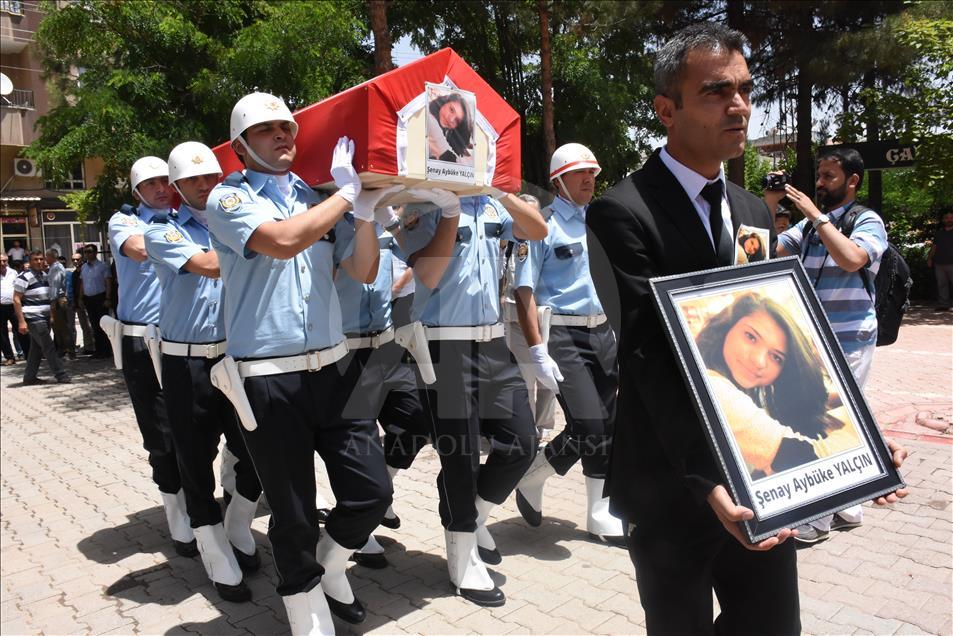 PKK'lı teröristlerce katledilen Şenay öğretmen için tören