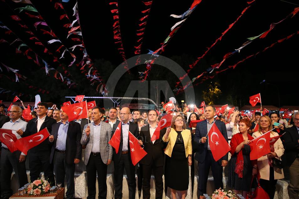 Gaziantep'te "Baklava Alayı" geleneği canlandırıldı