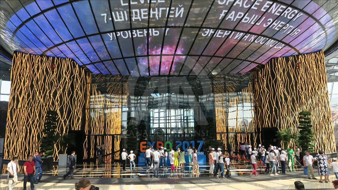 Astana EXPO 2017 Fuarında Kazakistan'ın standına büyük ilgi