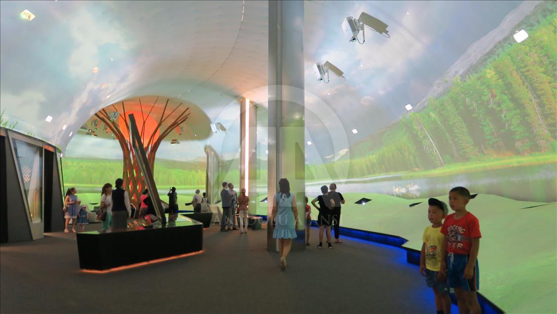 Astana EXPO 2017 Fuarında Kazakistan'ın standına büyük ilgi
