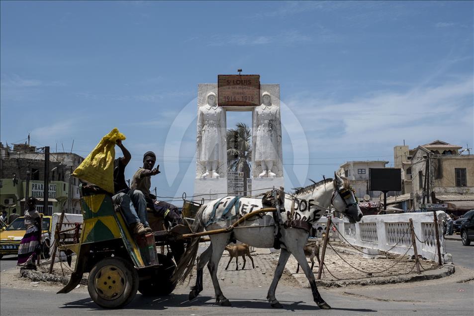 Senegal'de bir Fransız kenti; Saint-Louis