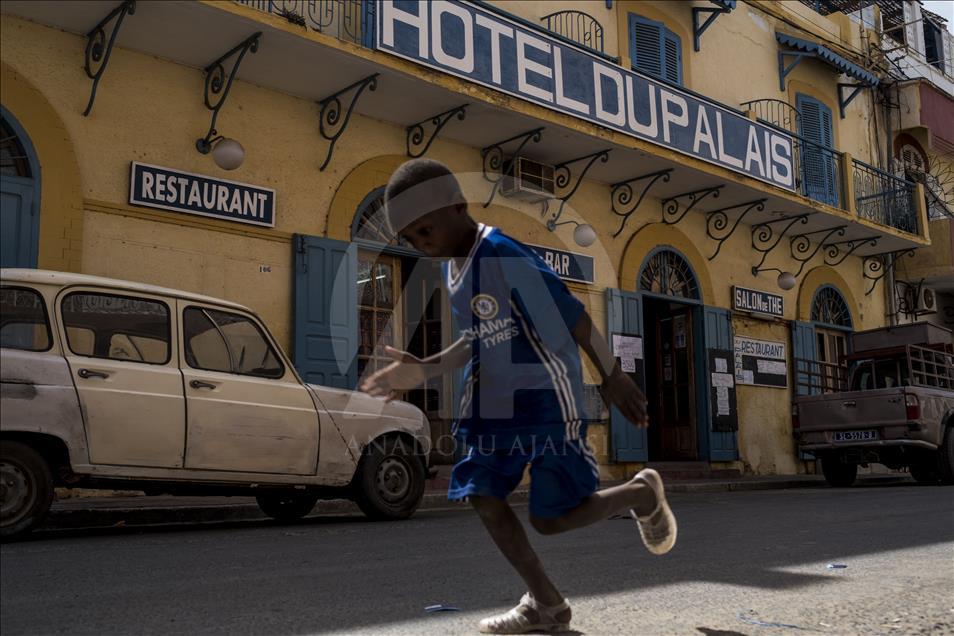 Senegal'de bir Fransız kenti; Saint-Louis