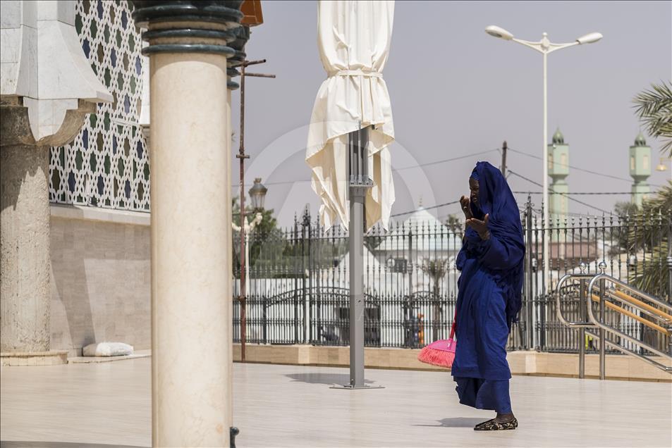 Senegal'e damgasını vuran bir şeyh ve bir şehir: Bamba ve Tuba