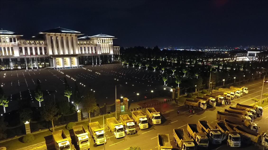 Cumhurbaşkanı Erdoğan'dan esnafa iftar daveti