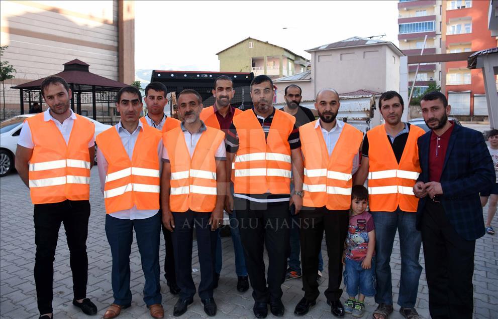 Sağ elin verdiğini sol el görmüyor