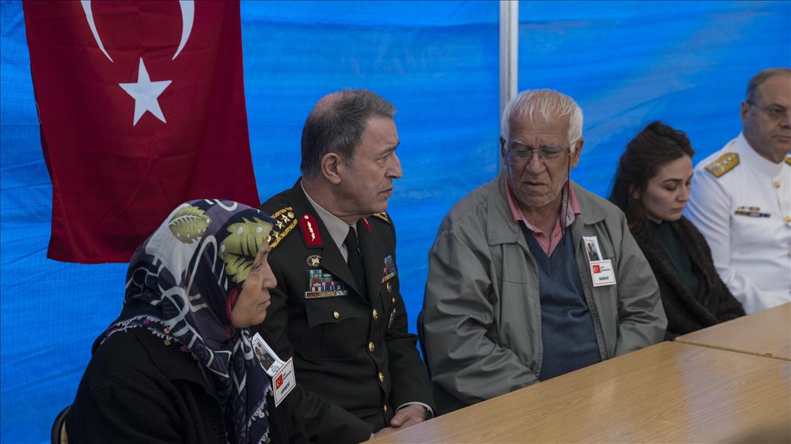 Komutanlardan taziye ziyareti