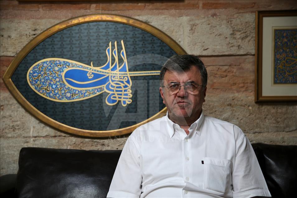 Köln Merkez Camisine "Müslüman-Türk" damgası