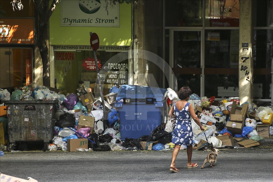 Municipal workers' strike continues in Athens