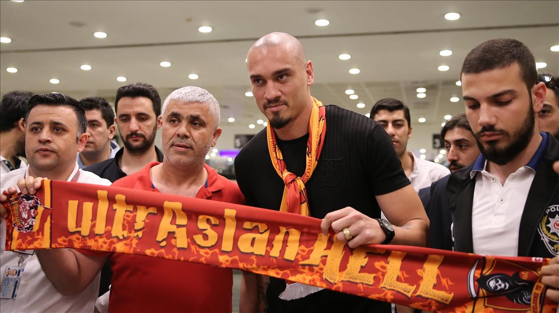 Maicon İstanbul'a geldi