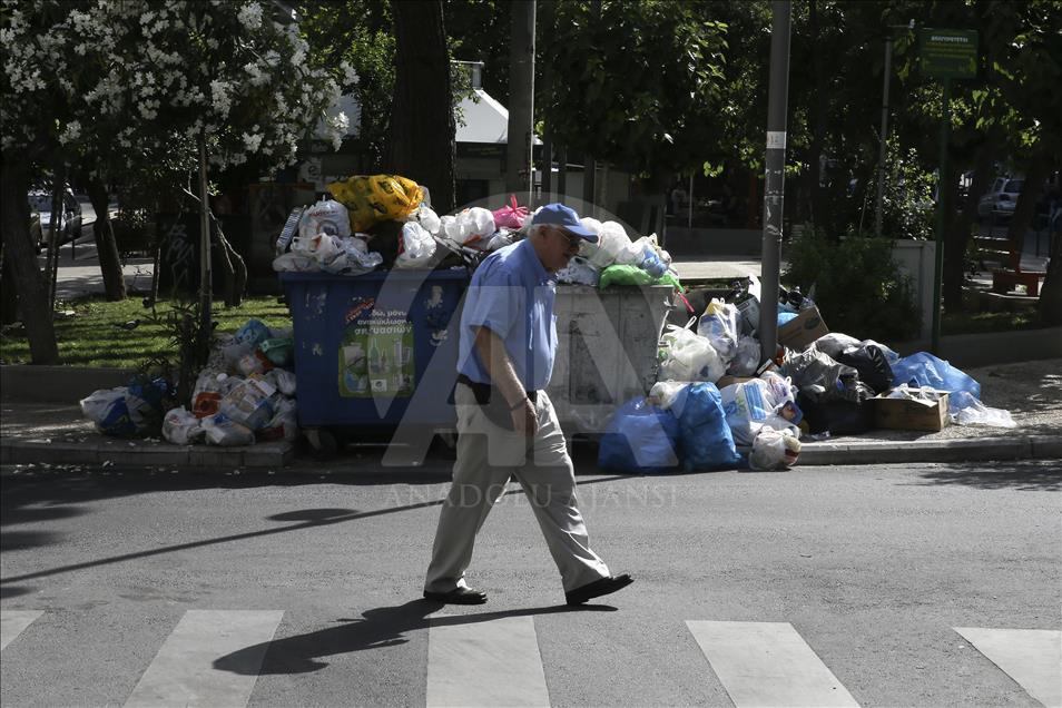 Municipal workers' strike continues in Athens
