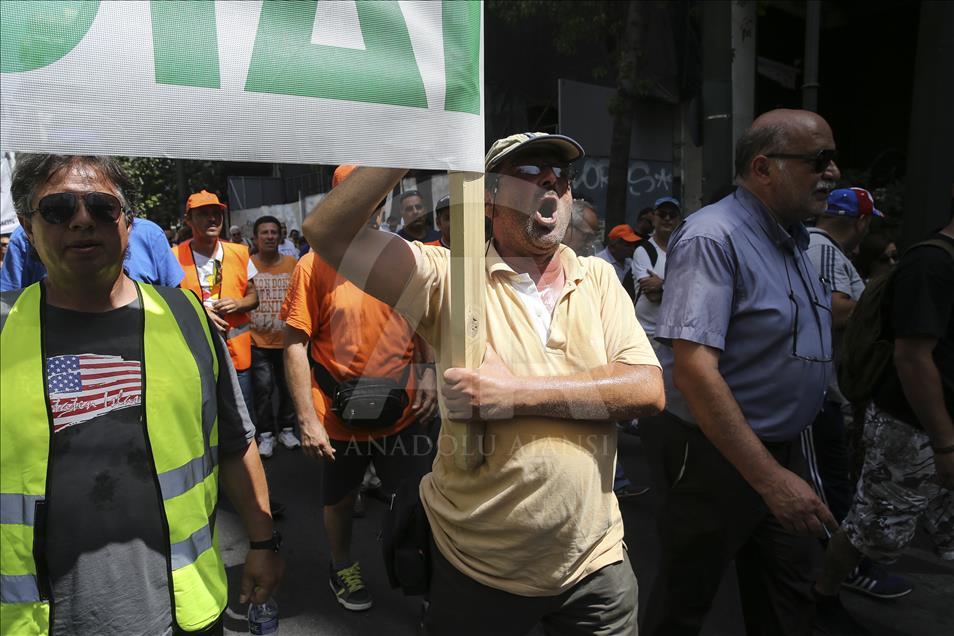 Municipal workers' strike continues in Athens