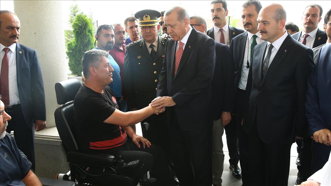 Cumhurbaşkanı Erdoğan'dan gazilere moral ziyareti