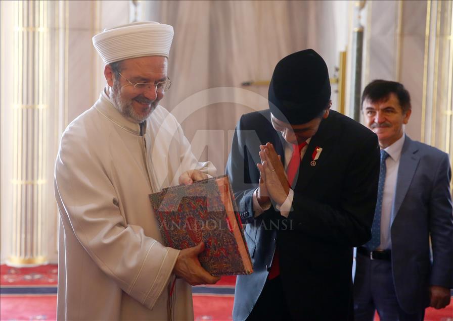 Endonezya Cumhurbaşkanı Widodo Kocatepe Camisi'nde