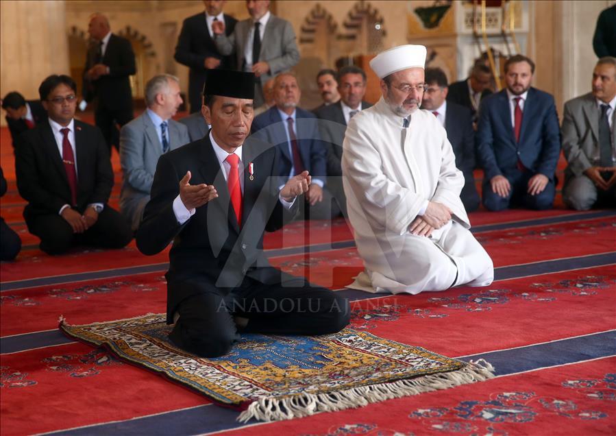 Endonezya Cumhurbaşkanı Widodo Kocatepe Camisi'nde