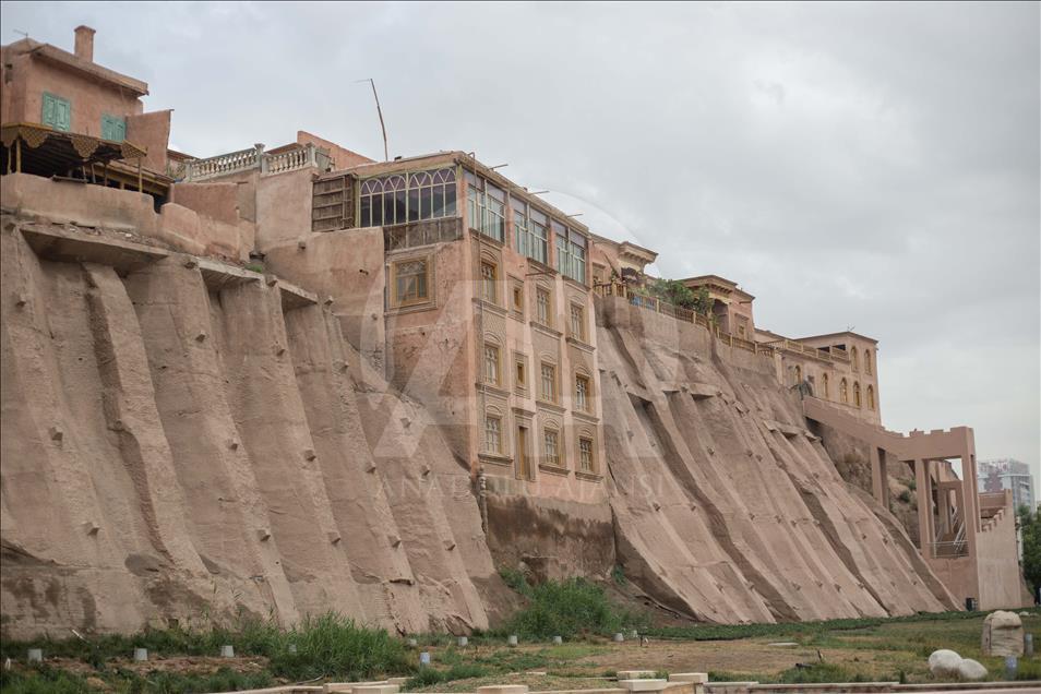 Daily life of Uyghurs Muslims people in Kashgar Old City