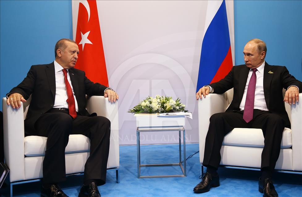 Cumhurbaşkanı Erdoğan G20'de Putin'le bir araya geldi
